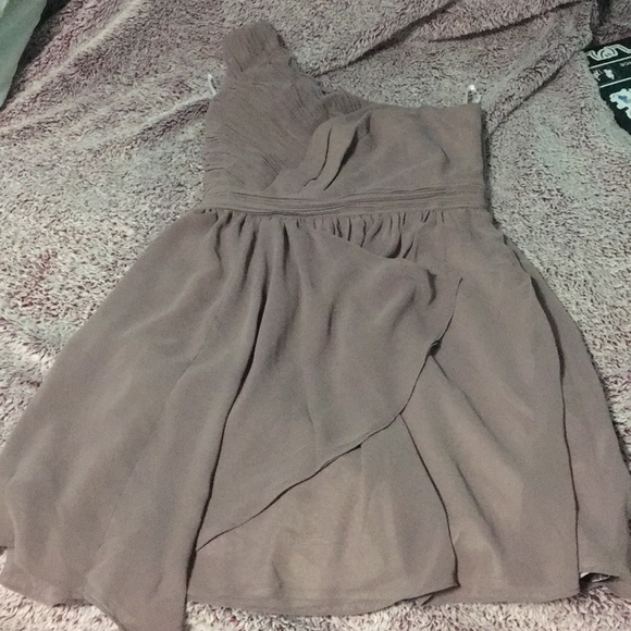 One shoulder dress - Picture 1 of 3
